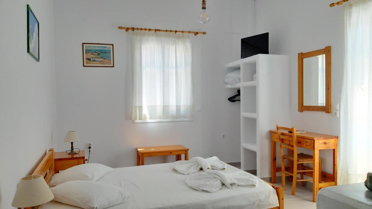 Bizas Rooms & Studios Páros Dış mekan fotoğraf