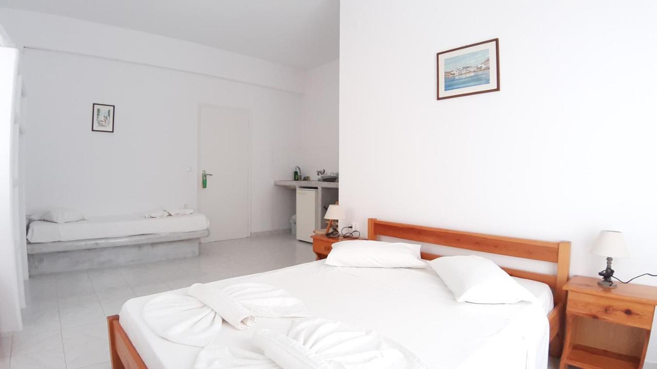 Bizas Rooms & Studios Páros Dış mekan fotoğraf