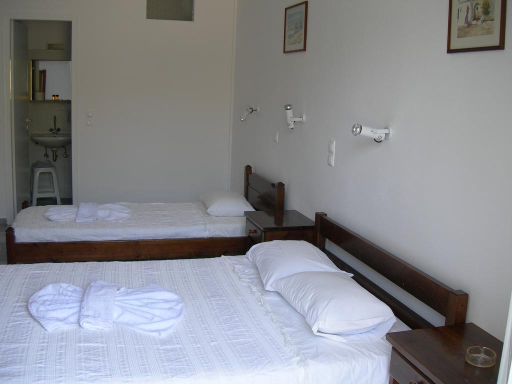 Bizas Rooms & Studios Páros Dış mekan fotoğraf